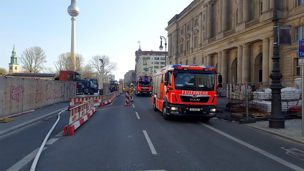 Fahrzeuge an der Einsatzstelle