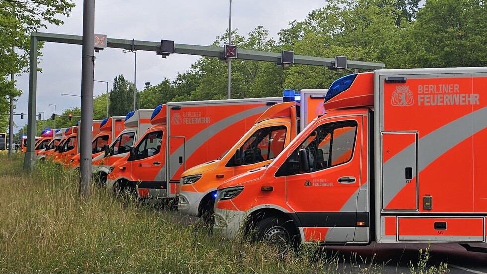 Rettungswagen in der Ladezone
