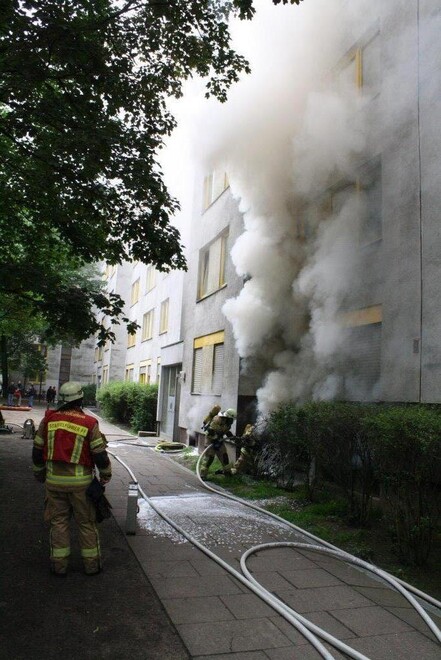 Rauchentwicklung an der Fassade