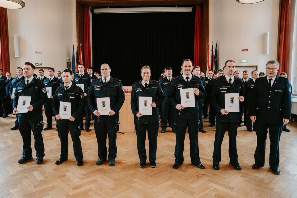 Feierliche Ernennungen und Beförderungen bei der Berliner Feuerwehr März 2026