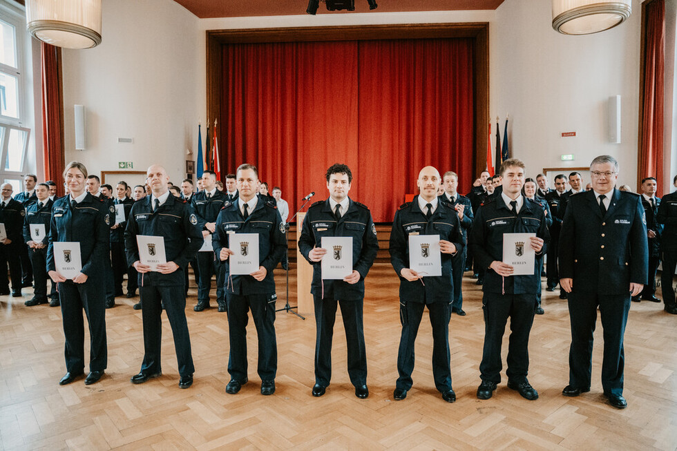 Feierliche Ernennungen und Beförderungen bei der Berliner Feuerwehr März 2026