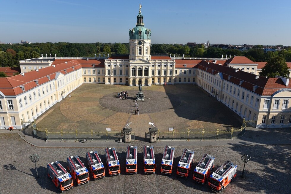 LHF vor dem Schloss Charlottenburg