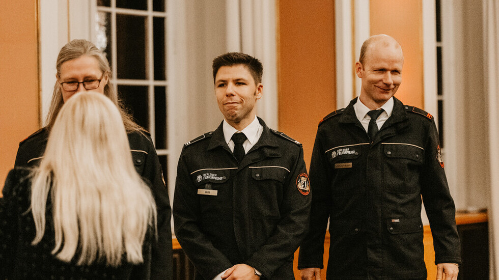 Verleihung des goldenen Feuerwehr- und Katastrophenschutz-Ehrenzeichens