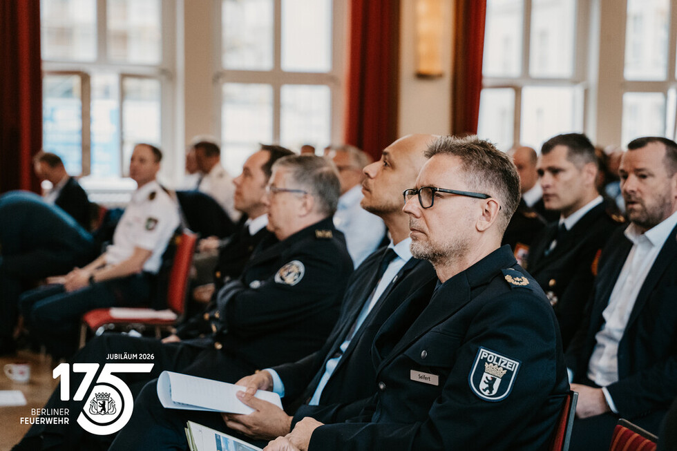 Fachsymposium der Berliner Feuerwehr zum Stromausfall in Steglitz-Zehlendorf