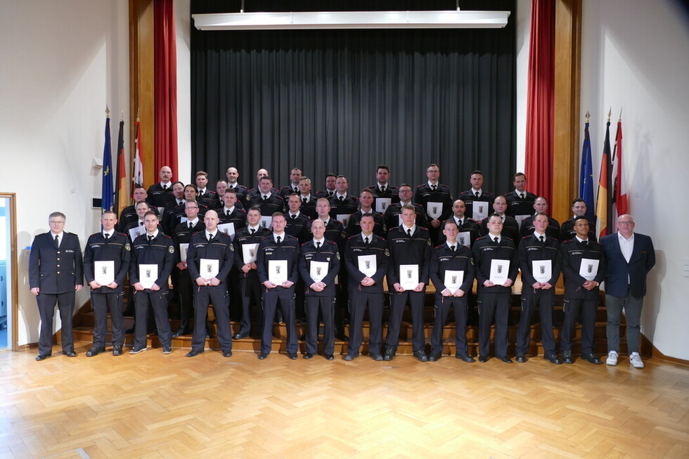 Gruppenbild beförderte Einsatzkräfte