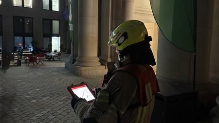 Staffelführer bei der Lagebeurteilung