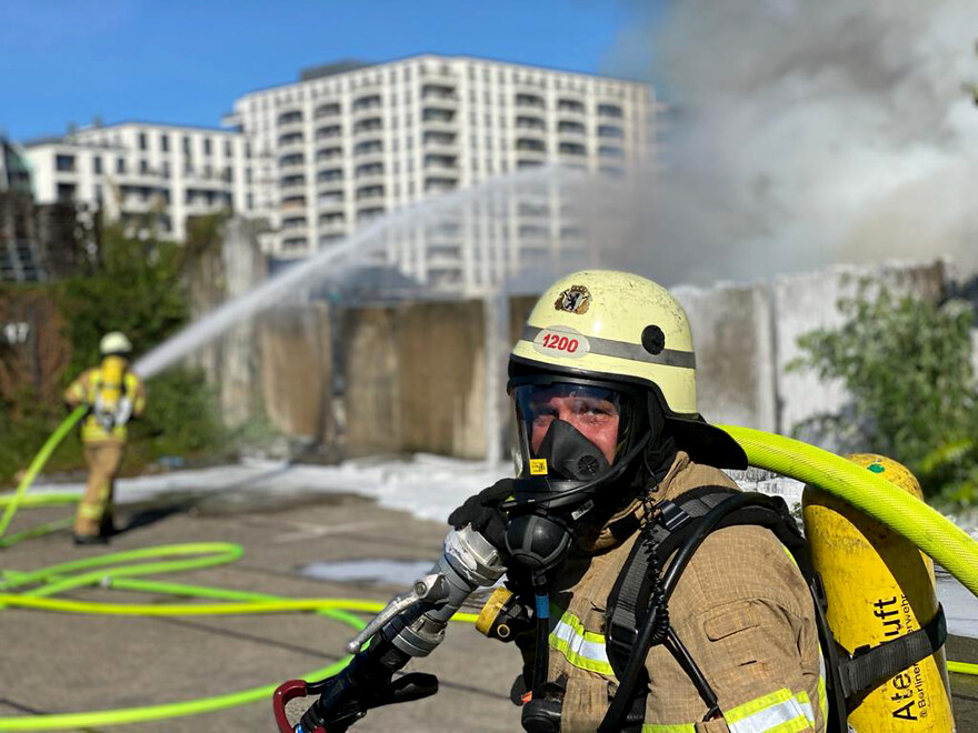 Angriffstrupp bei der Brandbekämpfung