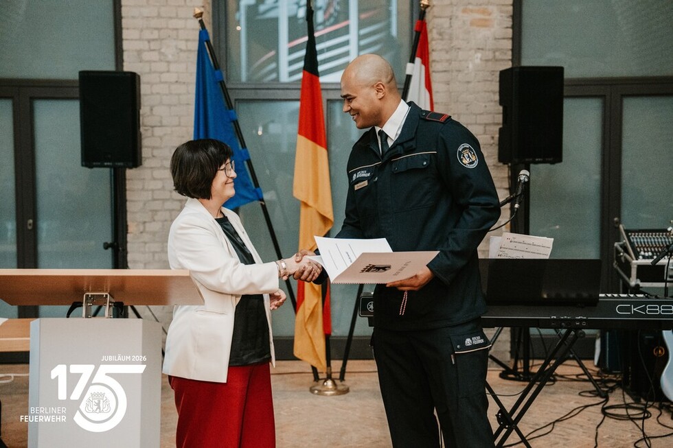 Auszeichnung für sportliche Spitzenleistungen bei der Berliner Feuerwehr