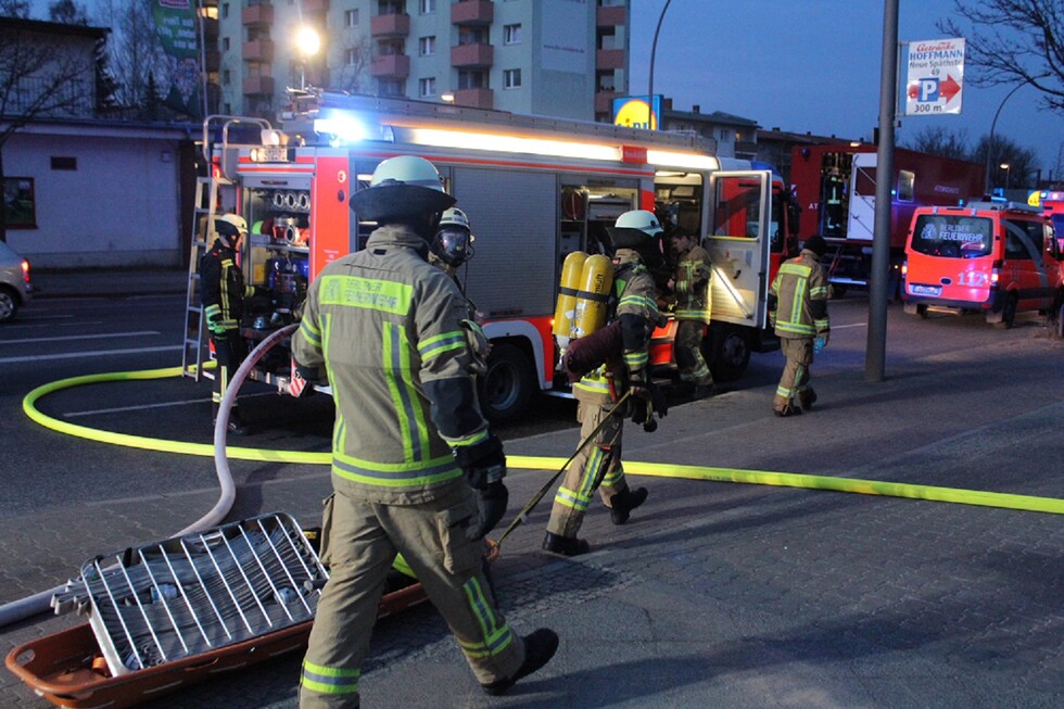 Fahrzeuge an der Einsatzstelle