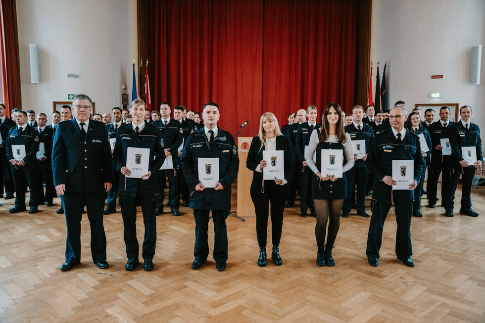Feierliche Ernennungen und Beförderungen bei der Berliner Feuerwehr März 2026