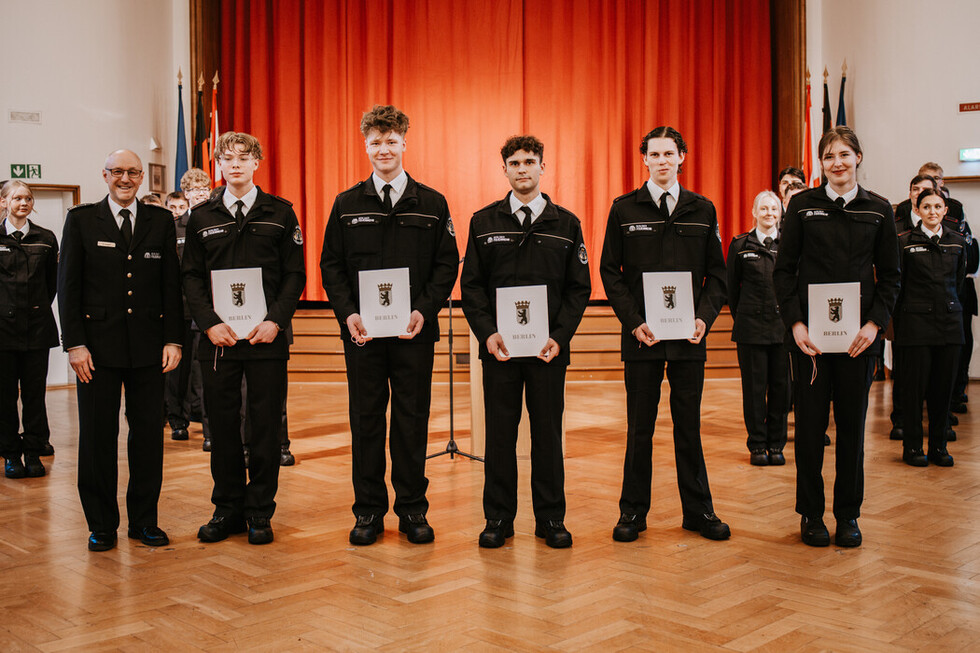 Ernennungen & Beförderungen Dezember 2025