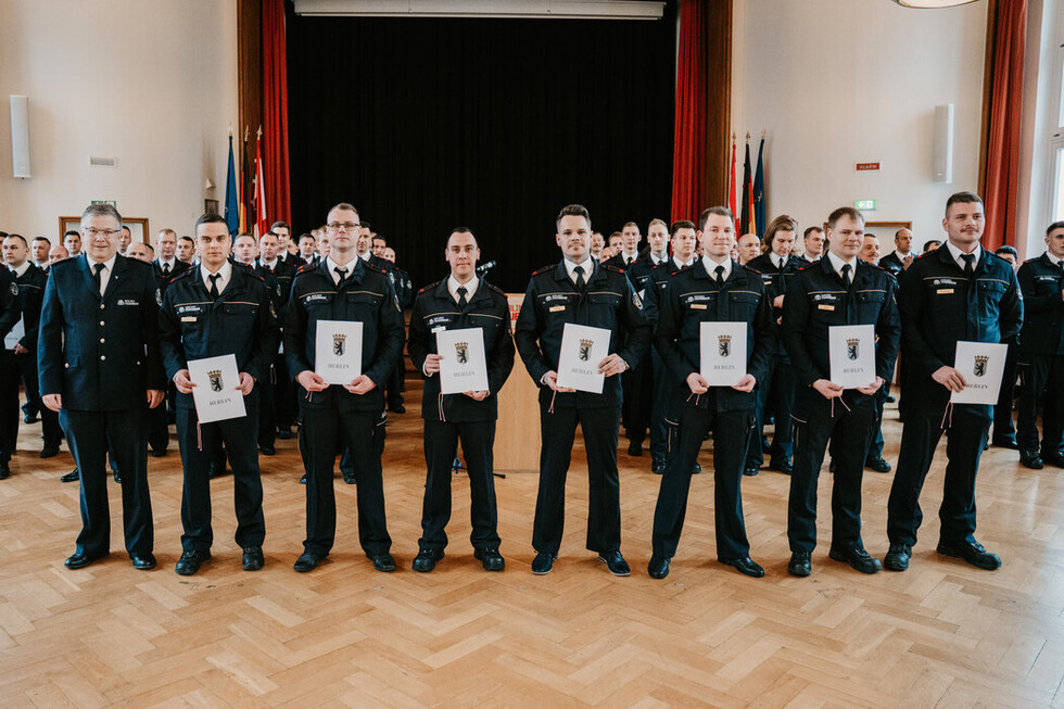 Feierliche Ernennungen und Beförderungen bei der Berliner Feuerwehr März 2026