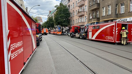 Abrollbehälter Gefahrgutbeseitigung und CBRN an der Einsatzstelle
