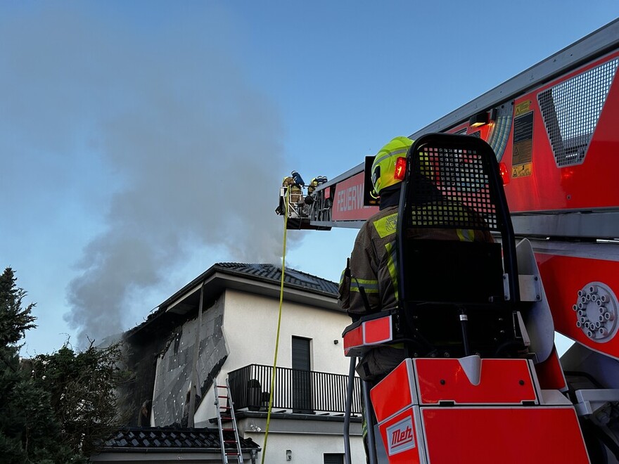 Brandbekämpfung über DLK