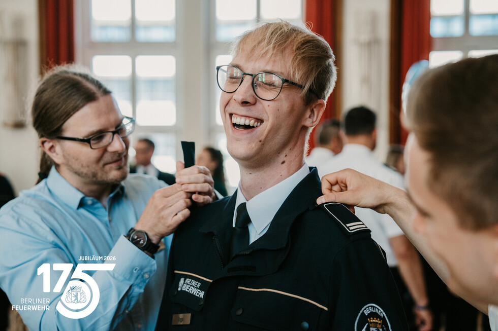 Feierliche Ernennung und Beförderung bei der Berliner Feuerwehr