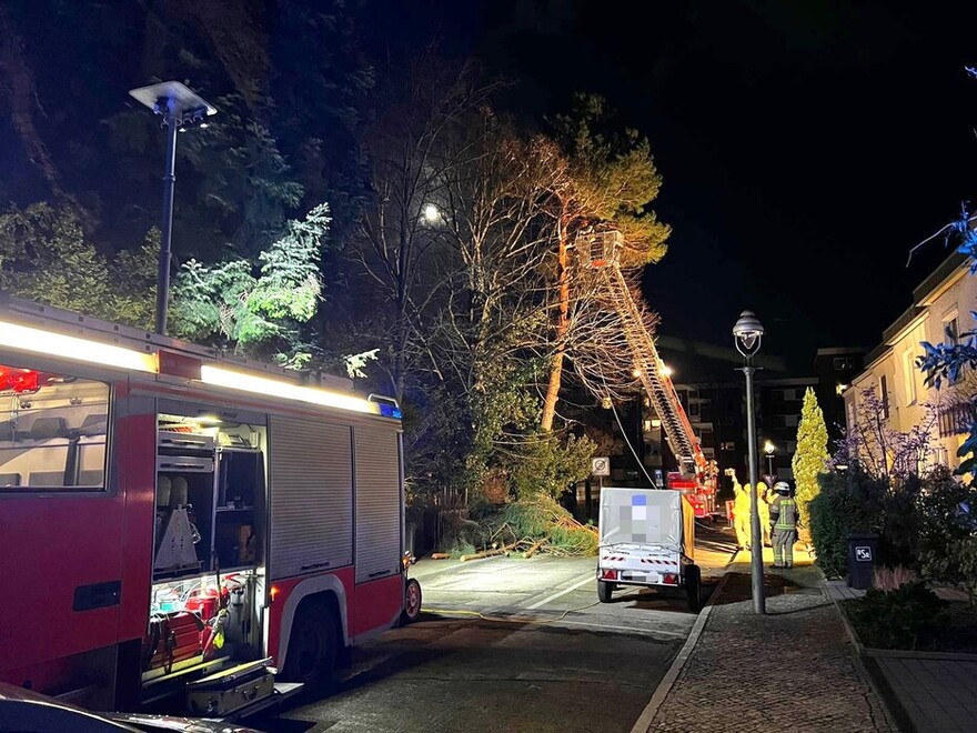 Kräfte der Lehrfeuerwache im Einsatz