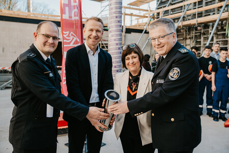 Übergabe FF Oberschöneweide & Grundsteinlegung der Rettungswache
