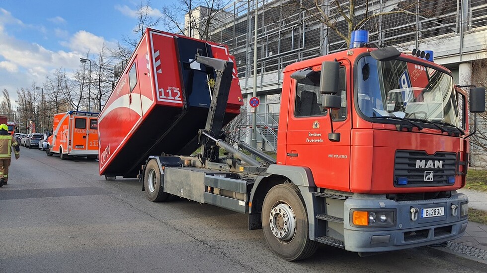 Sonderfahrzeug an der Einsatzstelle