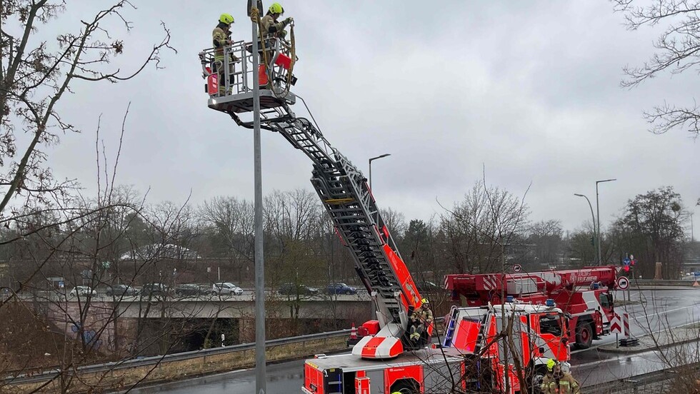 Laterne wird gesichert