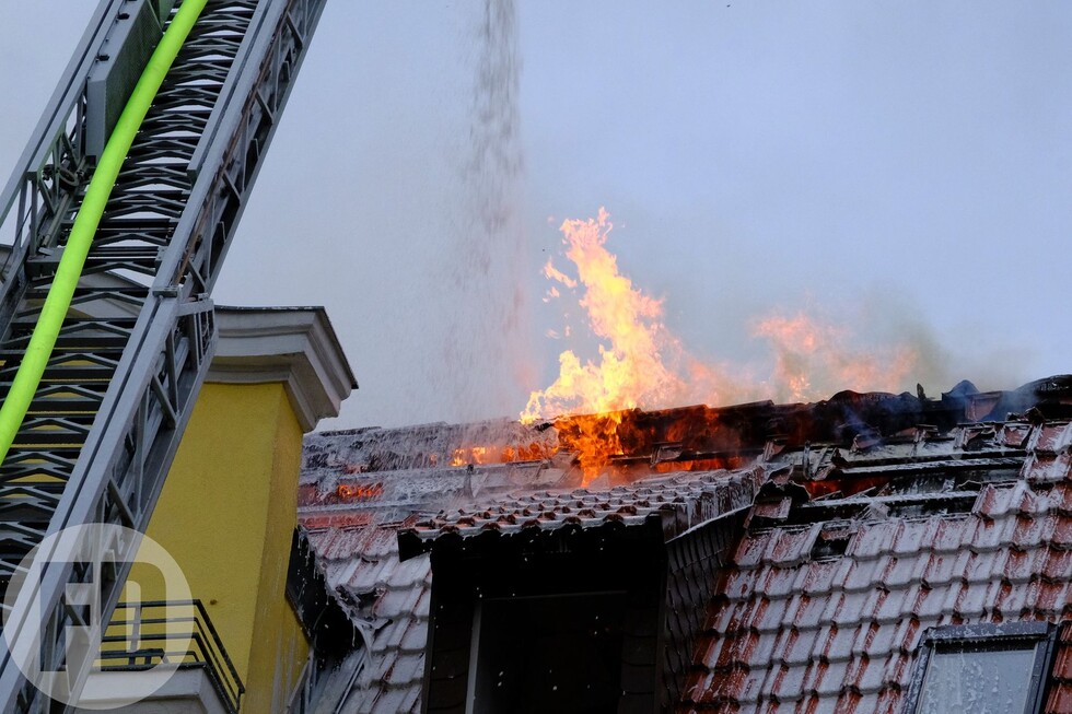 Brandbekämpfung über DLK