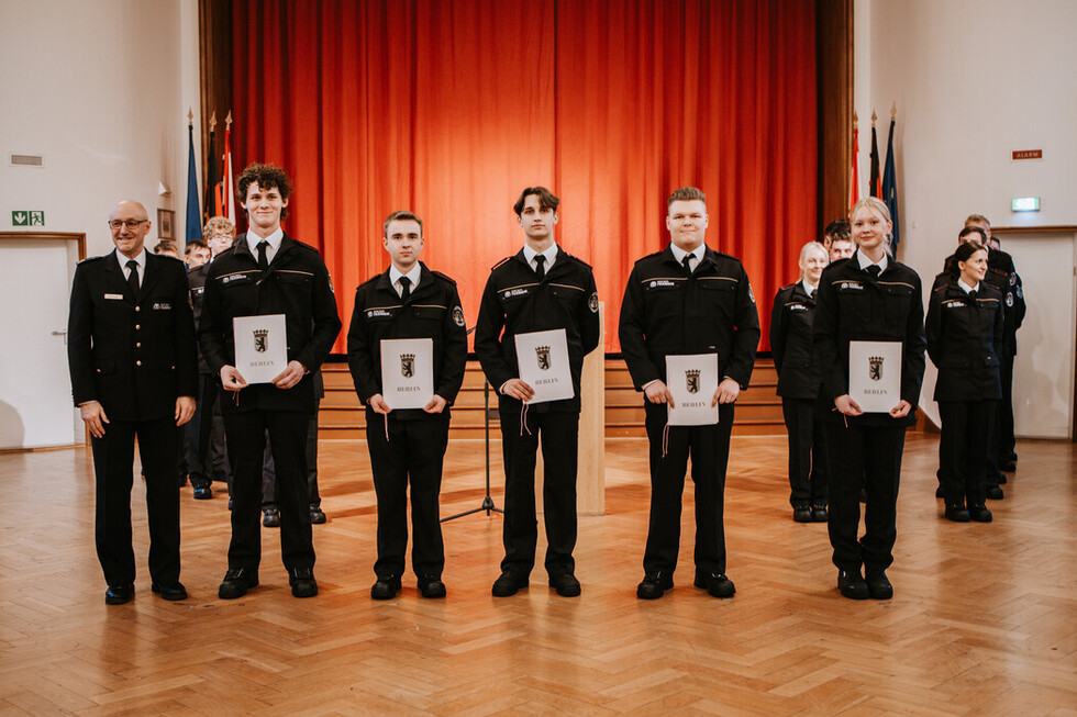 Ernennungen & Beförderungen Dezember 2025