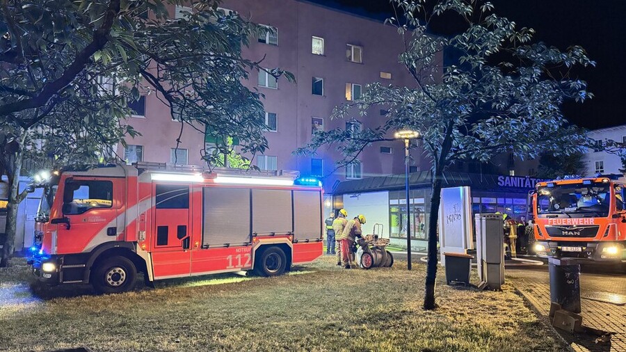 Löschfahrzeuge an der Einsatzstelle