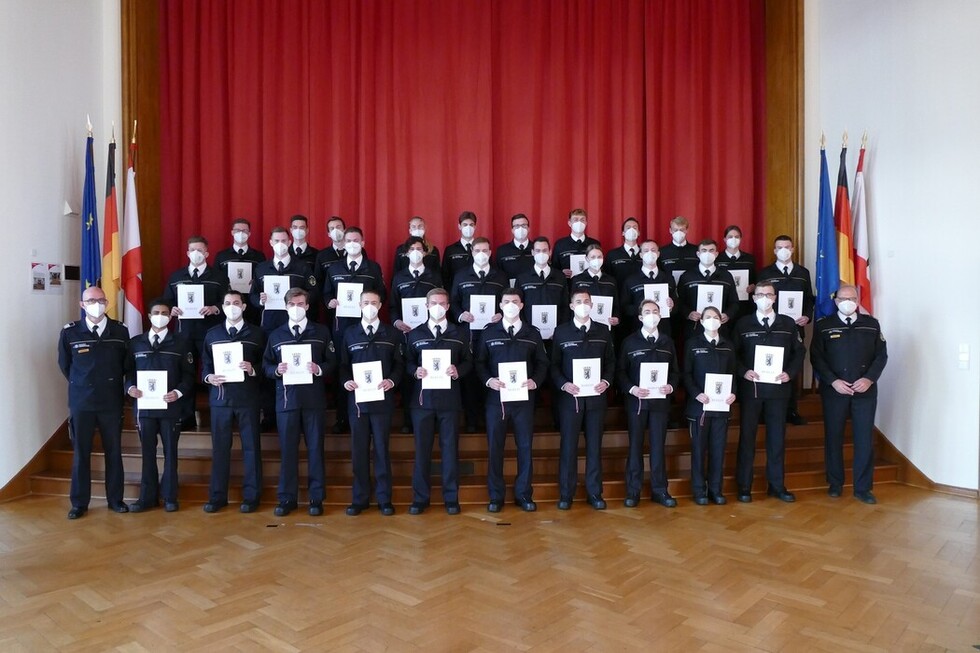 Gruppenbild Ernennungen 112 Medic