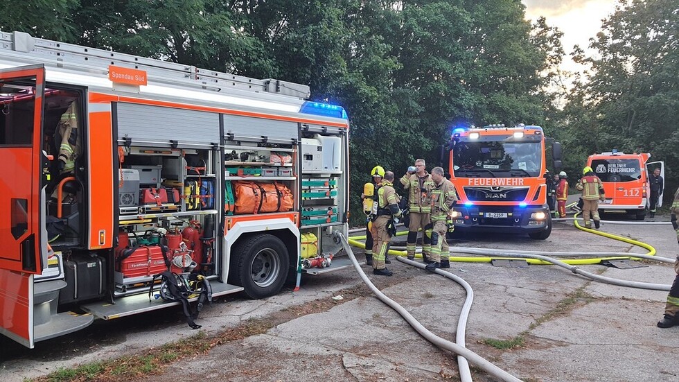 Fahrzeuge an der Einsatzstelle