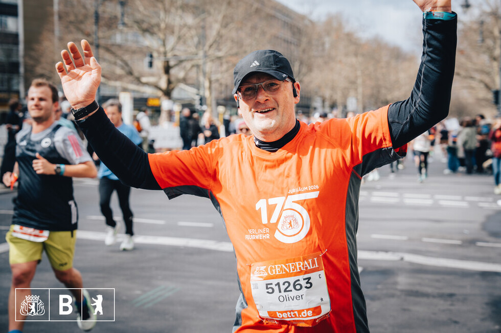 Berliner Halbmarathon – Die Berliner Feuerwehr mittendrin