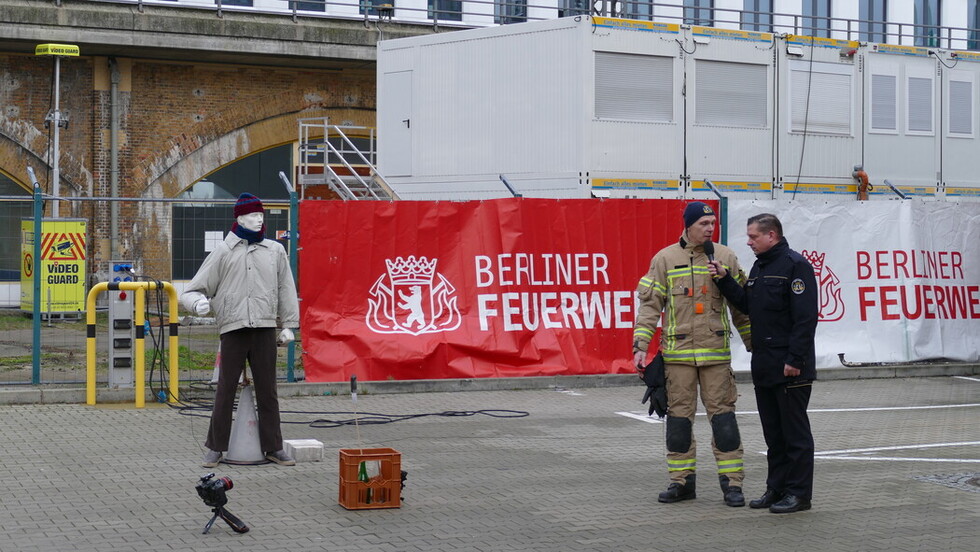 Auch das korrekte Entzünden wurde vorgeführt.