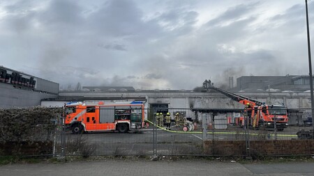 Brandbekämpfung und Entrauchung des Gebäudes