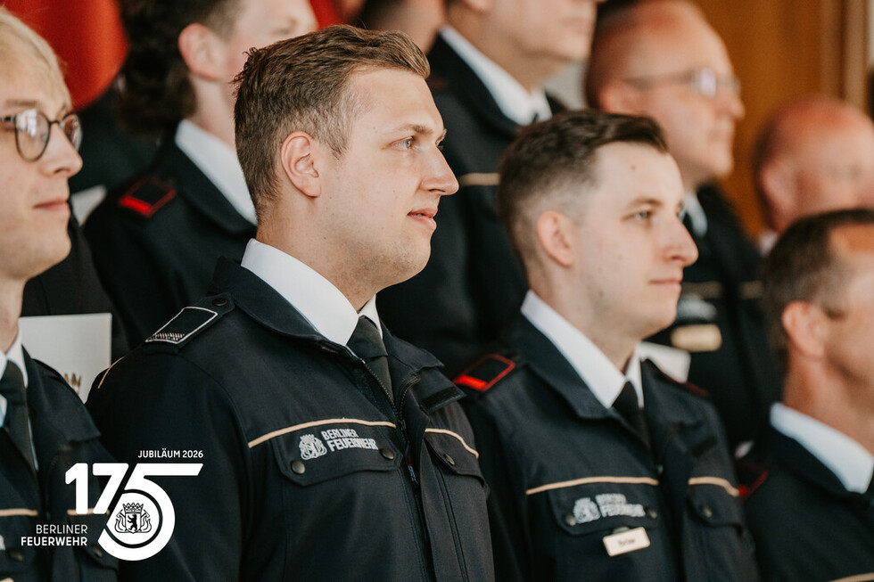 Feierliche Ernennung und Beförderung bei der Berliner Feuerwehr
