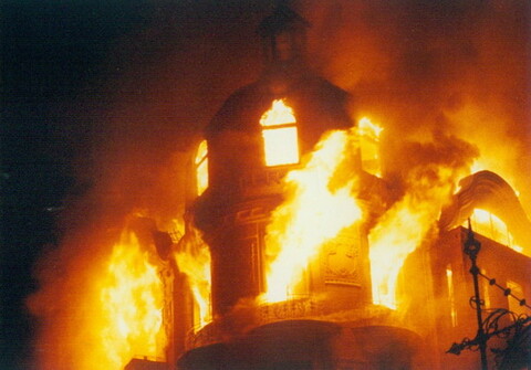 Fassade, Erker im Vollbrand