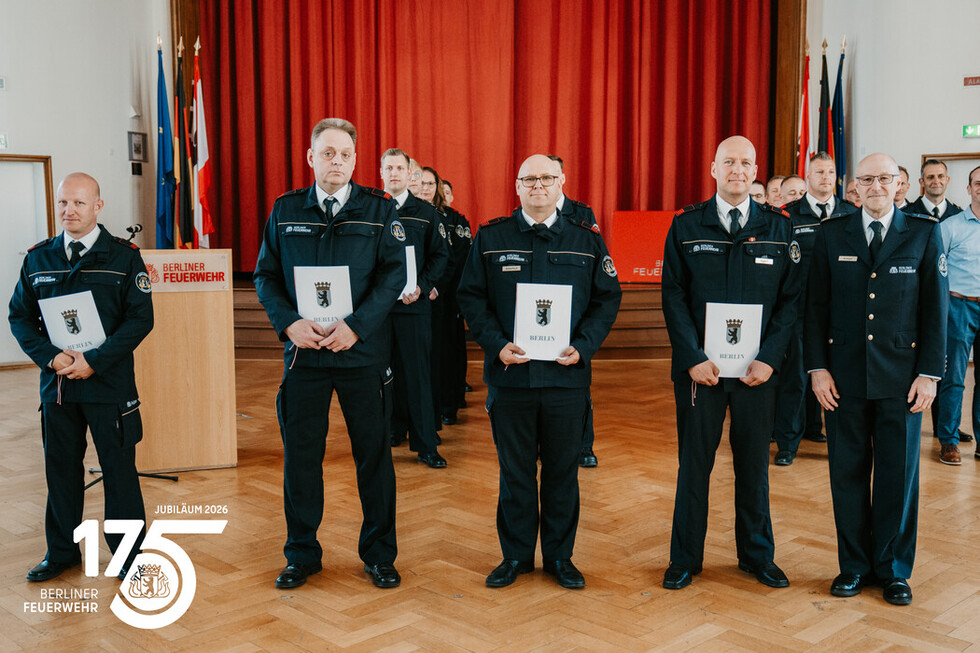 Feierliche Ernennung und Beförderung bei der Berliner Feuerwehr