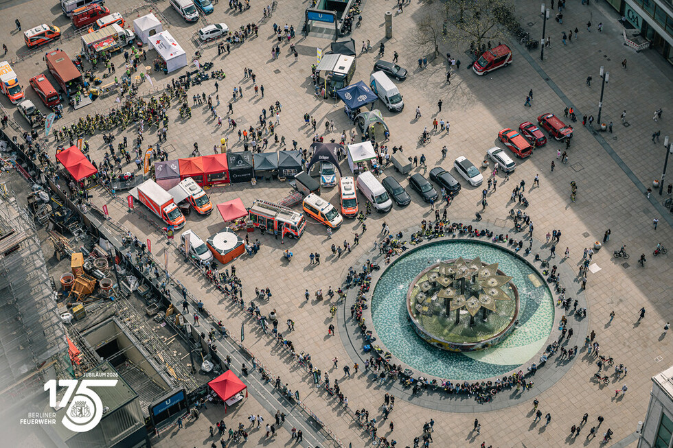 14. Berlin Firefighter Stairrun im 175. Jubiläumsjahr der Berliner Feuerwehr