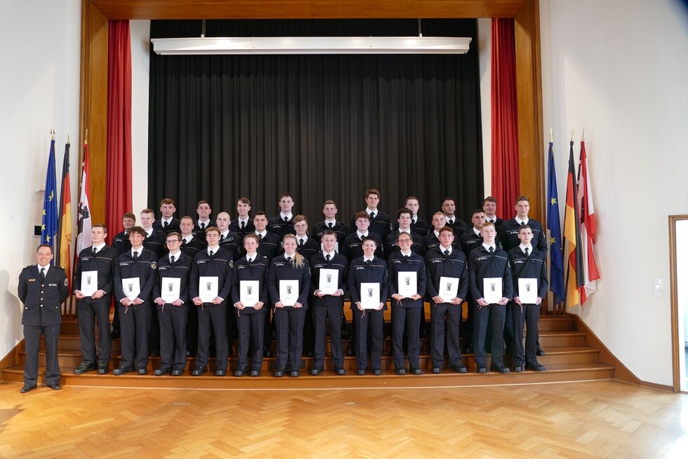 Gruppenbild 1. Veranstaltung neu ernannte Brandmeister