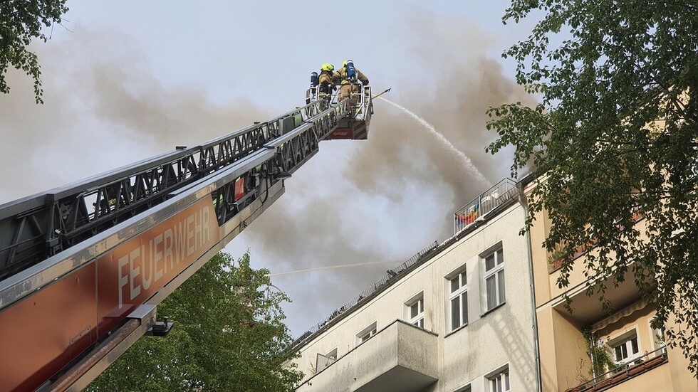 Brandbekämpfung über DLK