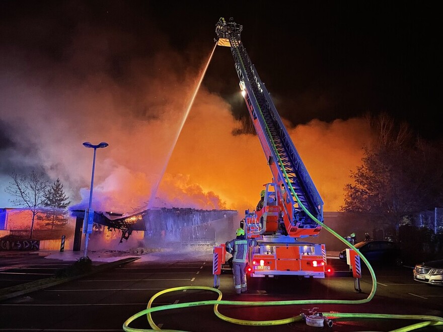 Brandbekämpfung über Drehleiter