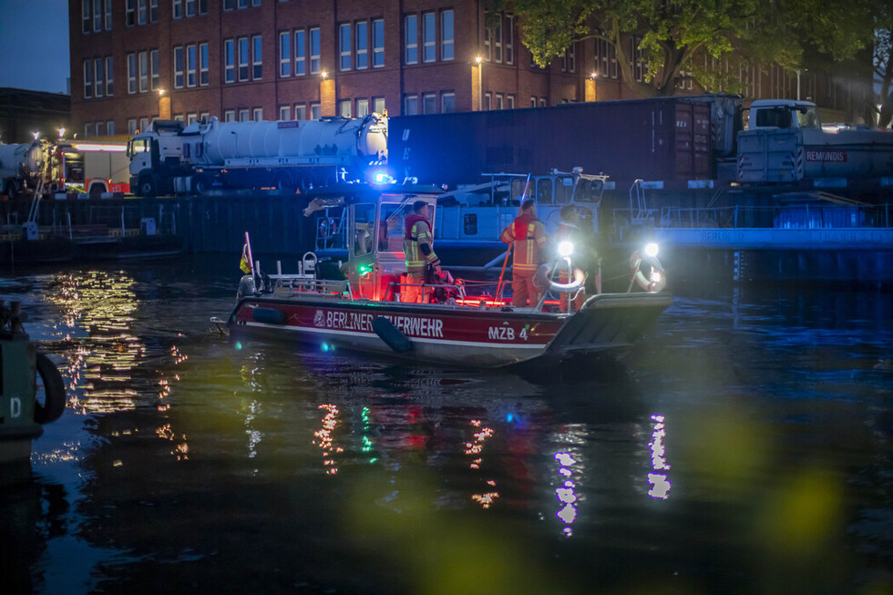 Mehrzweckboot im Einsatz