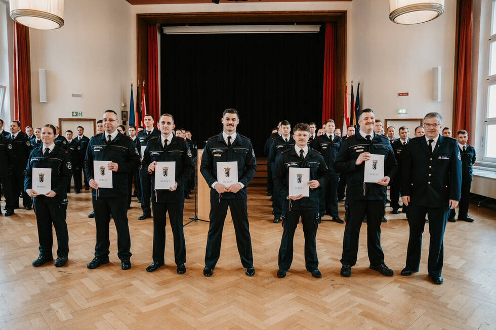 Feierliche Ernennungen und Beförderungen bei der Berliner Feuerwehr März 2026