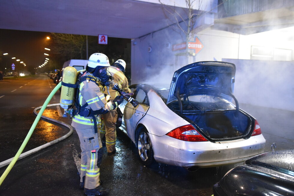 Diverse Pkw-Brände sorgten für Einsätze der Berliner Feuerwehr