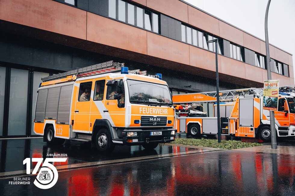 Neubau der Feuerwache Hohenschönhausen feierlich eingeweiht