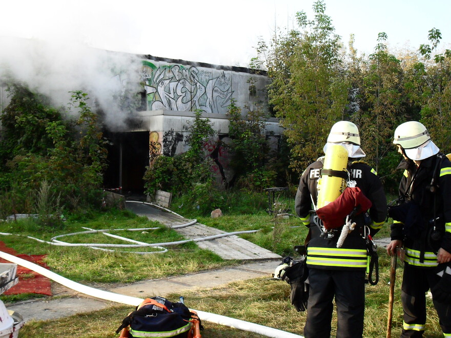 A-Trupp im Löschangriff