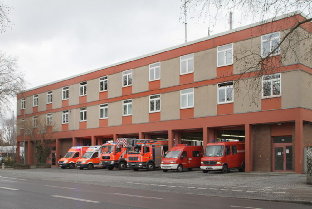 Berliner Feuerwehr - Schlüsselanhänger DLK 23/12 CS - Berlin