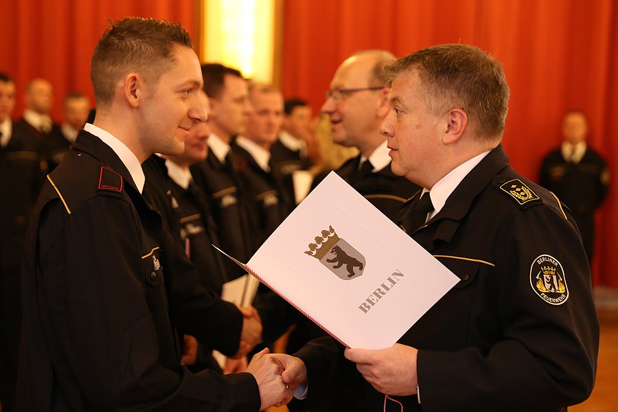 Ernennungen und Beförderungen