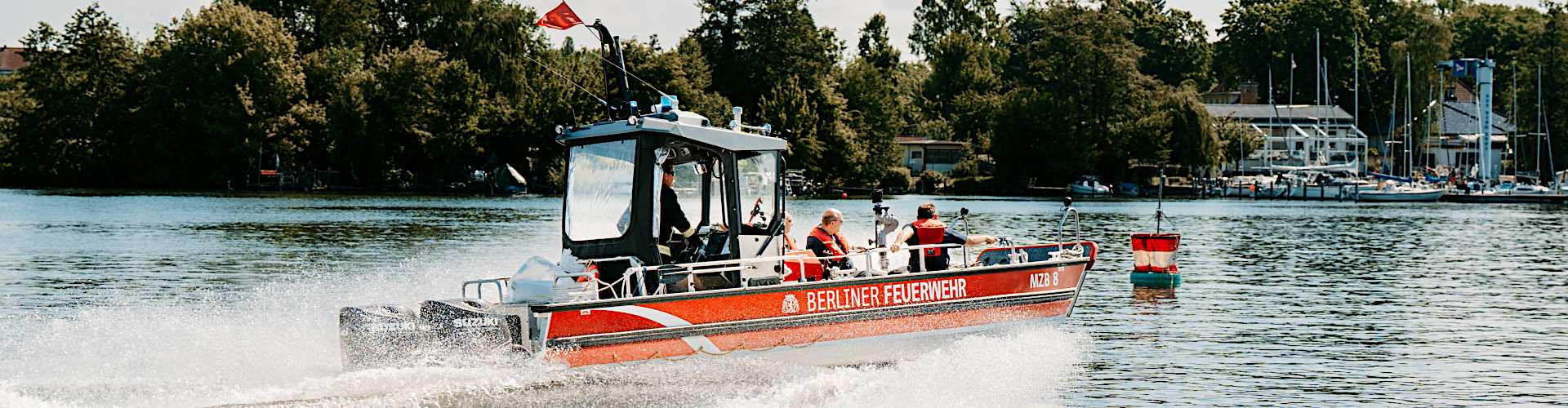 Mehrzweckboot