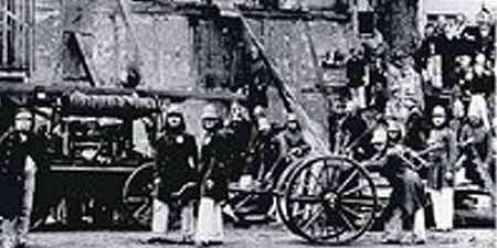 Symbolbild 1883: Brand in der Velvet-Fabrik
