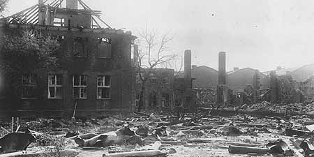 Symbolbild 1929: „Stahlgewitter“