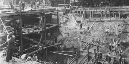 Symbolbild 1935: Einsturz eines S-Bahn-Tunnels