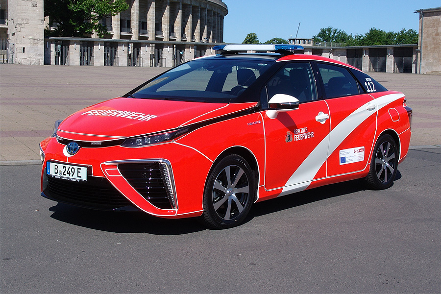 Mit Brennstoffzellentechnik betriebener ELW Erkunder Toyota Mirai